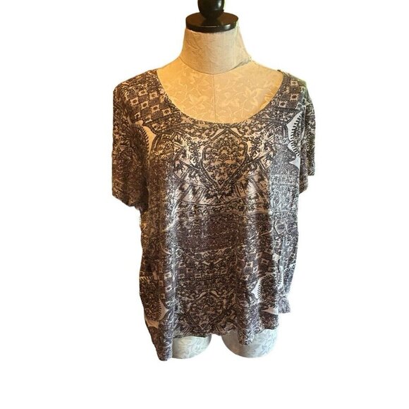 Lucky Brand Women's Plus Size 2X T-Shirt Top Casual Gray Print Short Sleeve - Picture 1 of 9